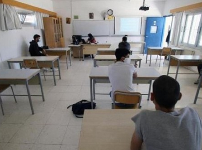 "Όχι" δικαστηρίου στο αίτημα 67 πολιτών να μην κατέχουν rapid test στα σχολεία